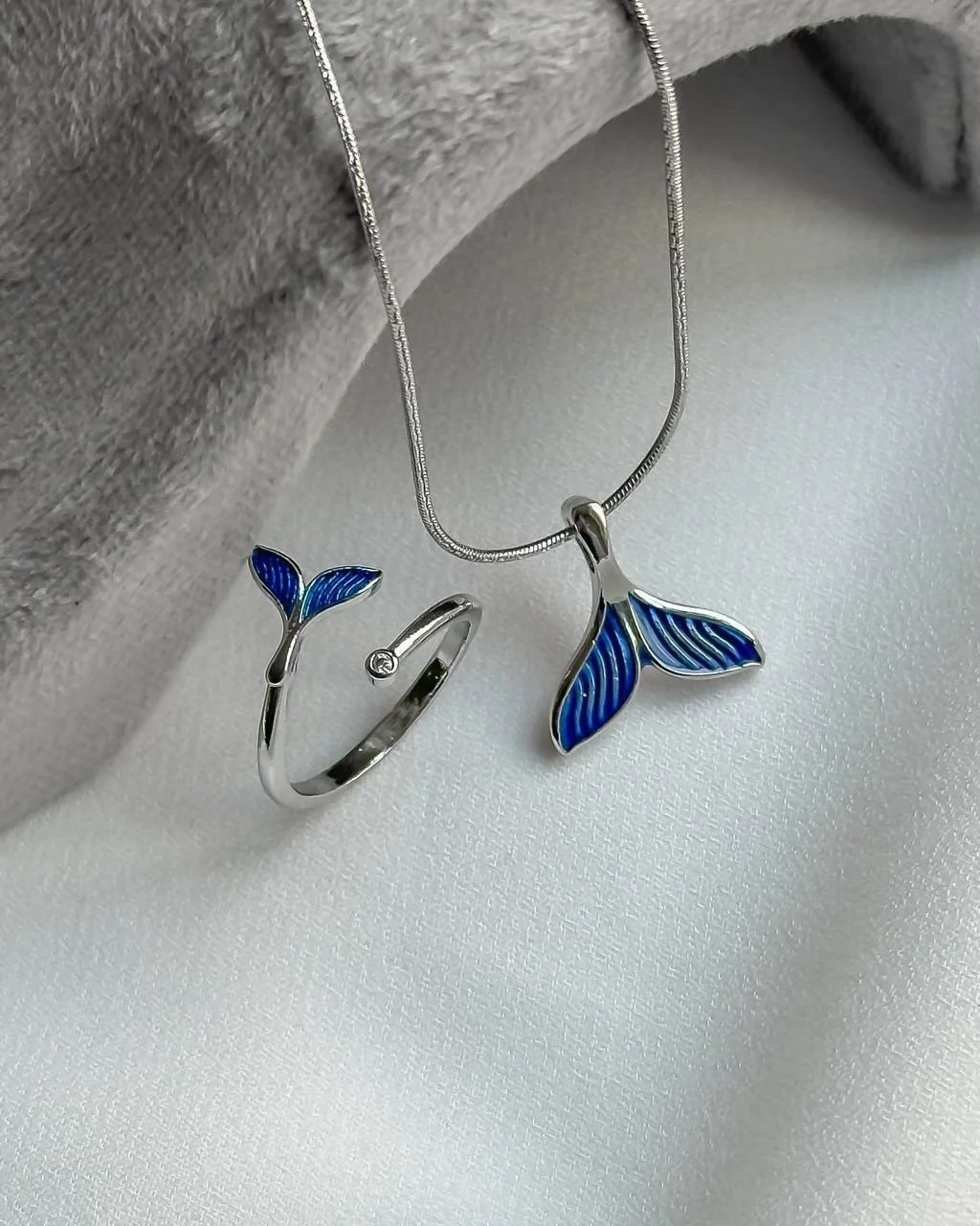 Elegant Blue Whale Tail Necklace & Adjustable Ring
Set