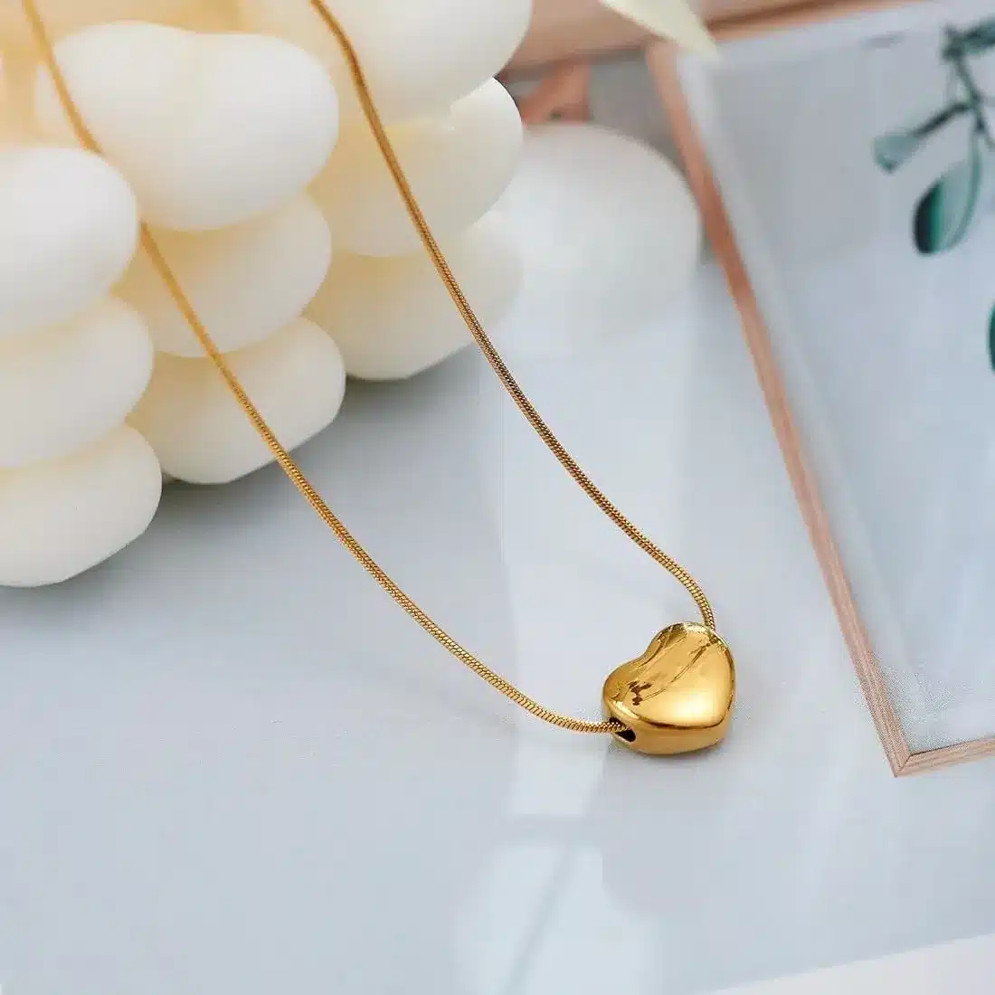 Stylish Gold Heart Pendant Necklace